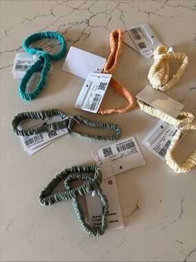 Lululemon Elastic Skinny Scrunchies 2-Pack in Various Colors NWT